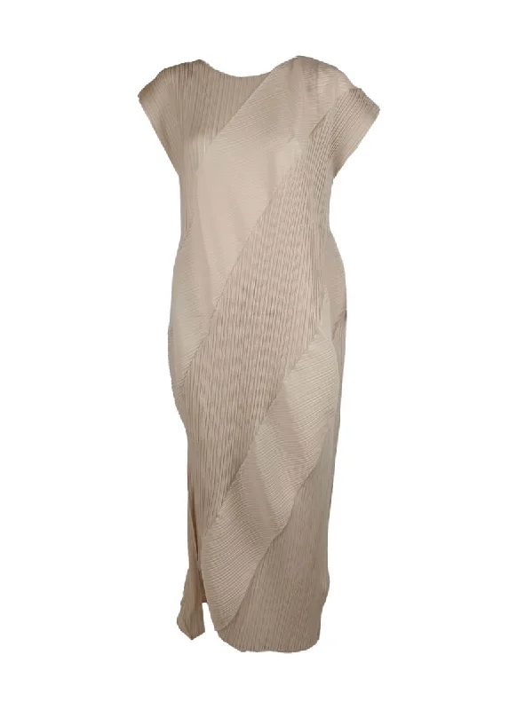 deep plunge evening dress-6240027 Irregular Pleated Round Neck Dress *Beige