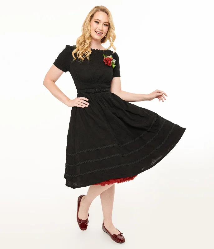 golden champagne sundress-Unique Vintage 1950s Black Holiday Floral Pin Cotton Swing Dress