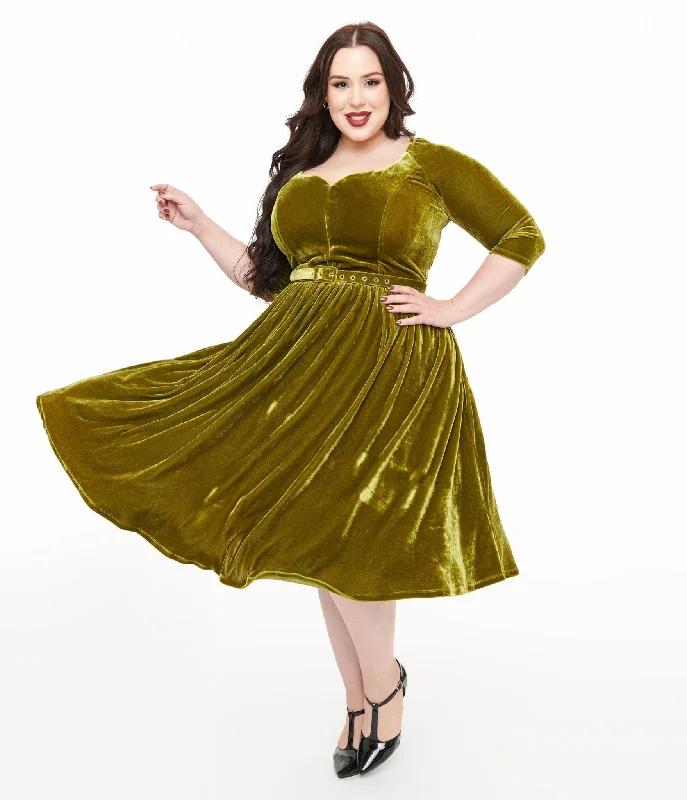 sunny yellow sundress-Unique Vintage Plus Size 1950s Chartreuse Velvet Sweetheart Swing Dress