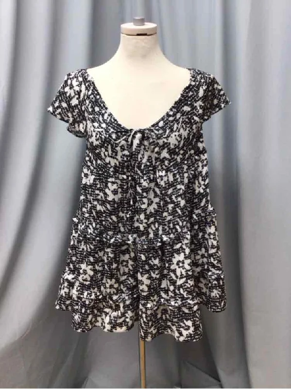 scalloped hem dress-URBAN OUTFITTERS SIZE SMALL Ladies DRESS