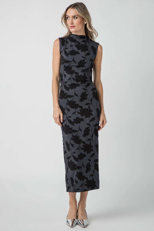 snap button evening dress-Z Supply Tatum Shadow Floral Midi Dress