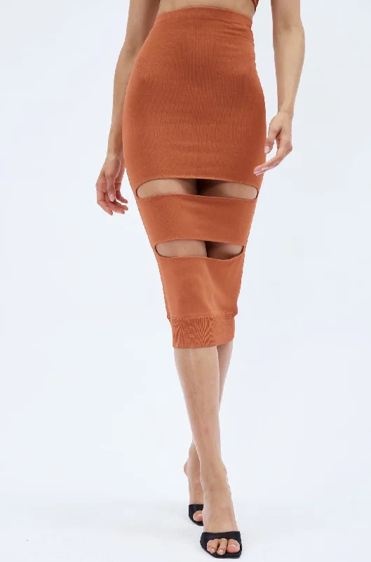 oatmeal midi skirt-Knit Reddish Brown High Waist Midi Skirt with Cut Out