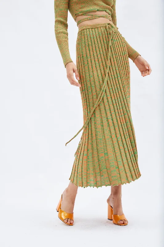 smocked boho skirt-Pleated Green Tangerine Knit Tie Skirt